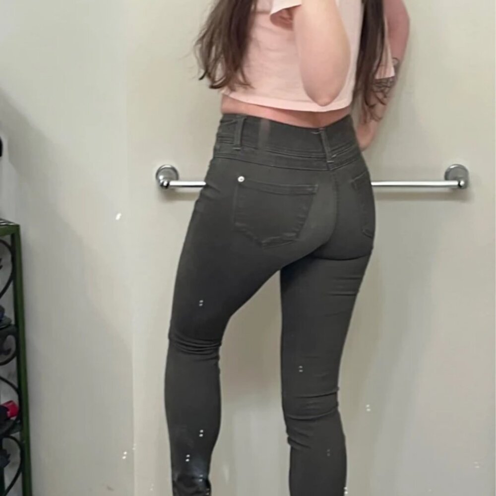 Mid Rise Skinny Pants - Picture 4 of 6